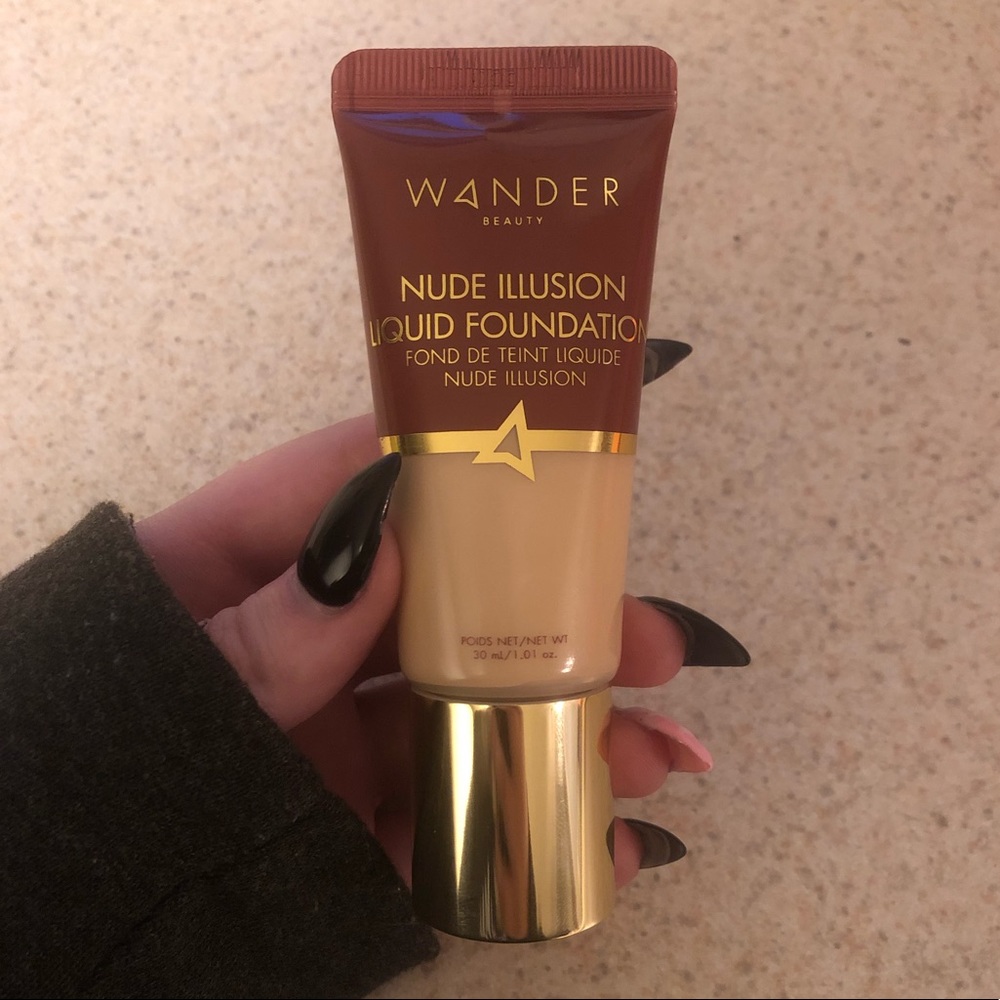 Wander Beauty Nude Illusion Liquid Foundation Fair
